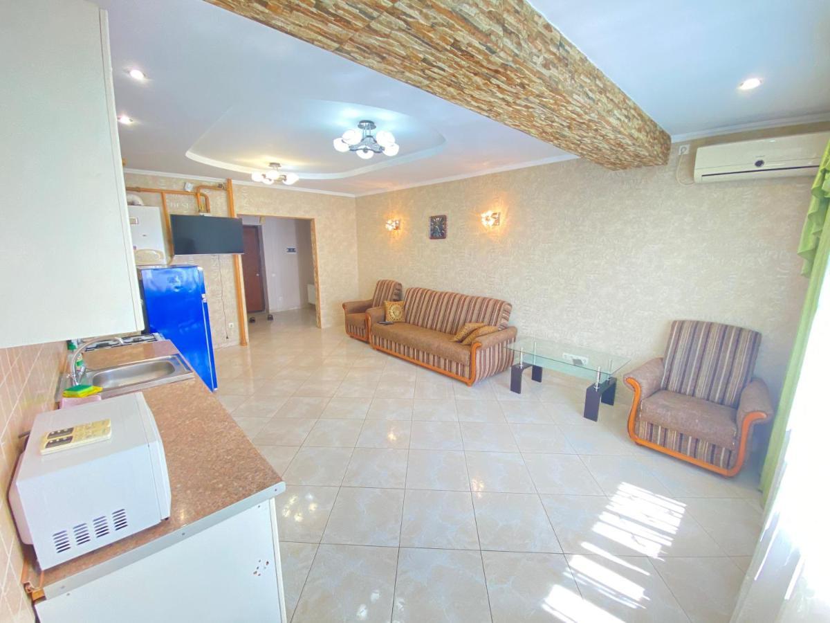 Ultra Central Double Room Appartment In キシナウ エクステリア 写真